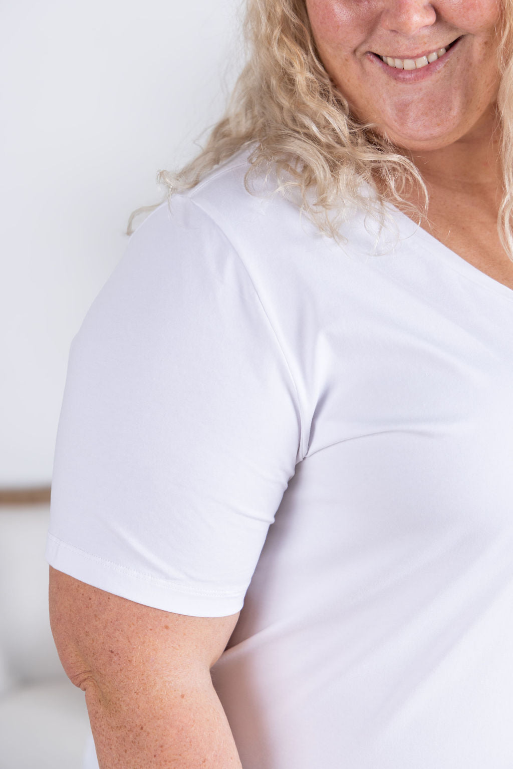Michelle Mae Olivia Tee - Solid Colors