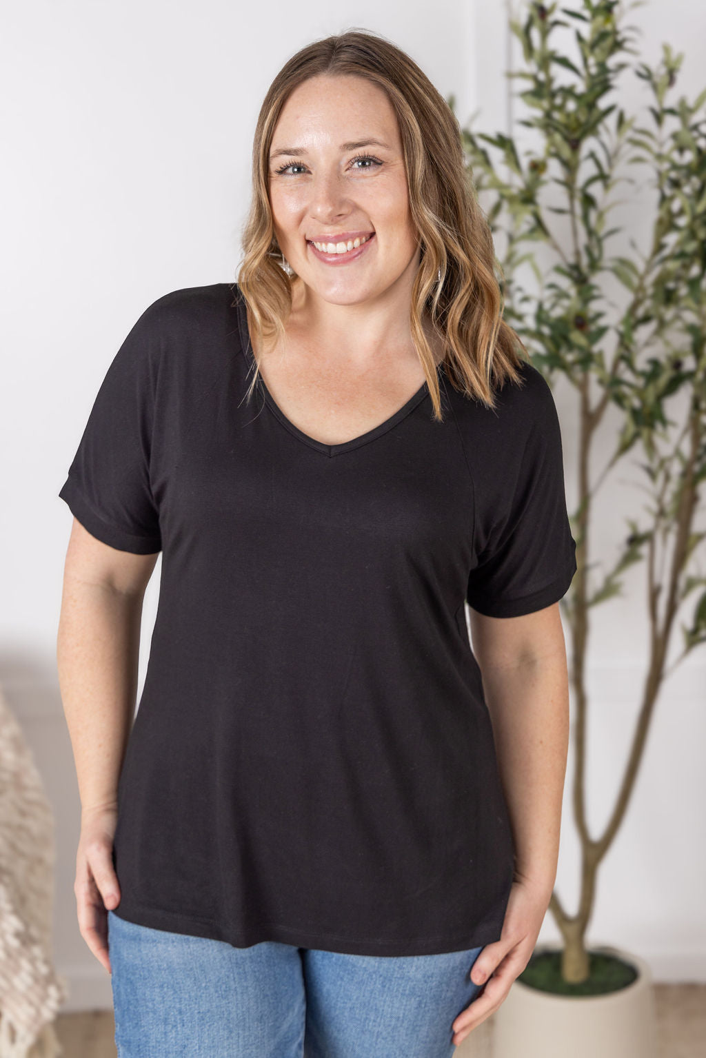 Michelle Mae Bamboo V Neck Tee - Black