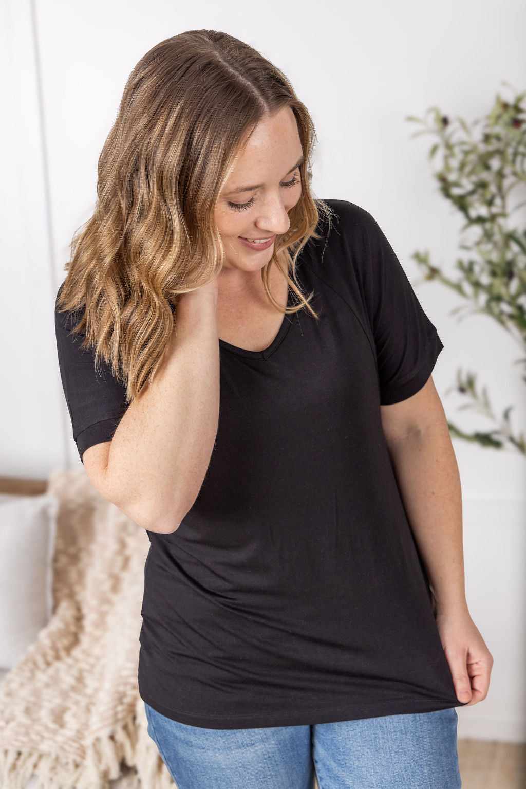 Michelle Mae Bamboo V Neck Tee - Black