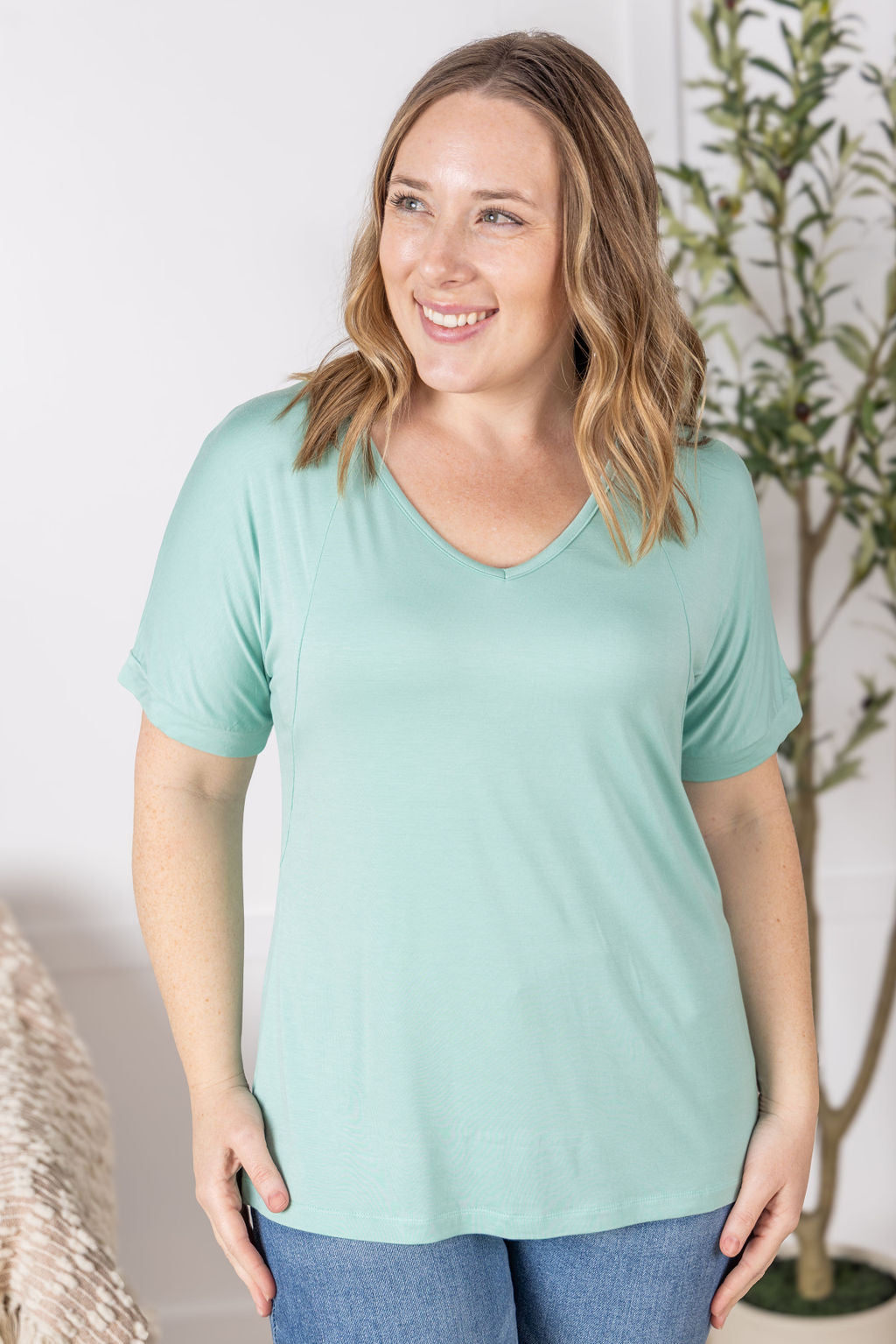 Michelle Mae Bamboo V Neck Tee - Mint