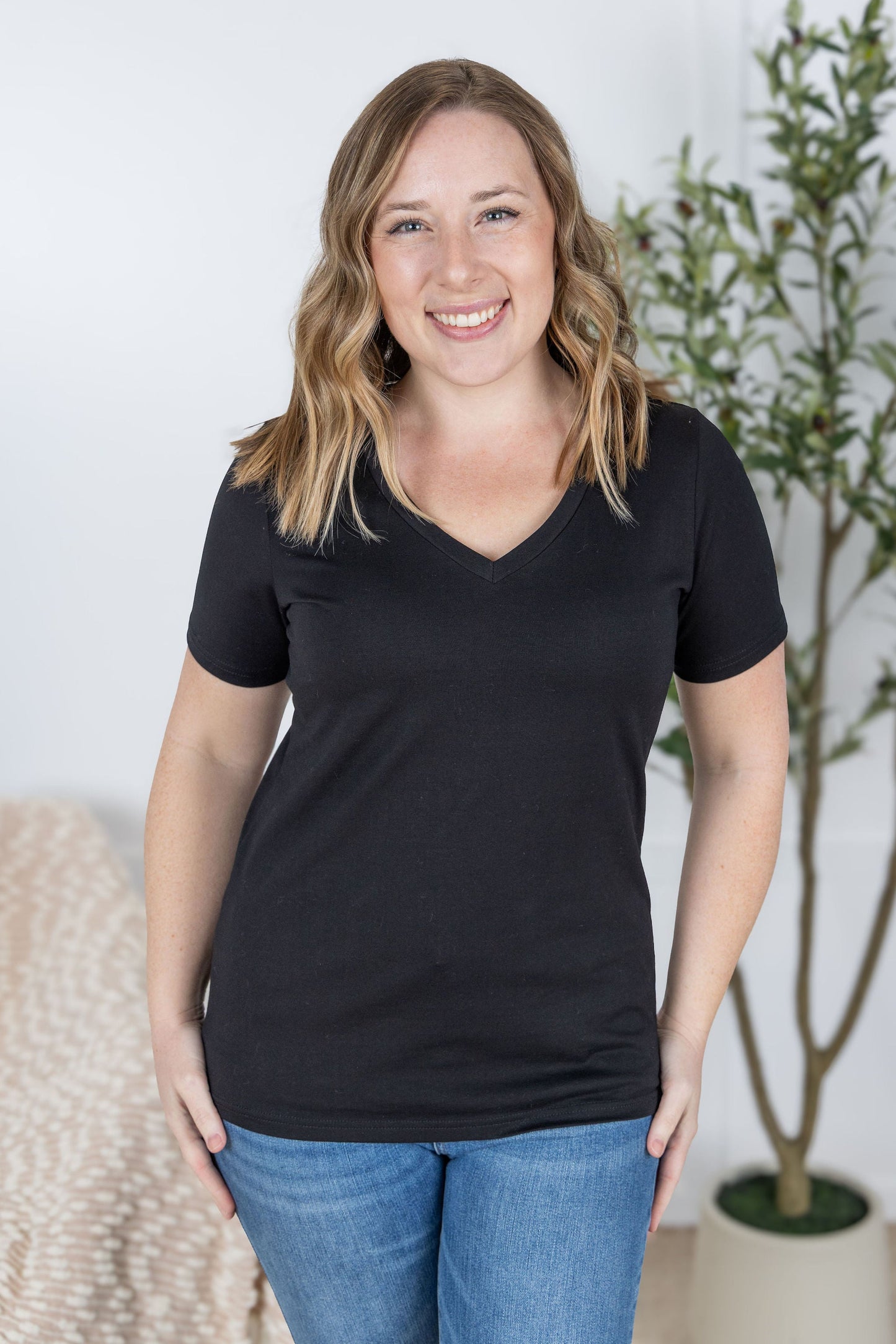 Michelle Mae Olivia Tee - Solid Colors
