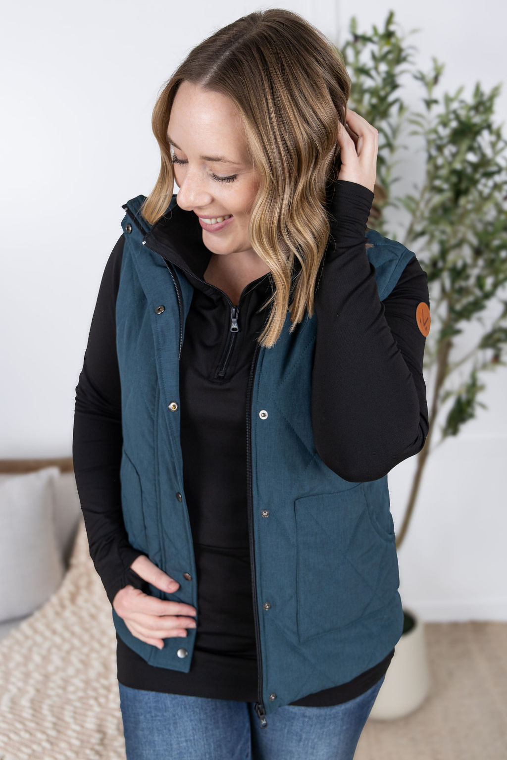 Michelle Mae Remy Zip Up Vest - Teal