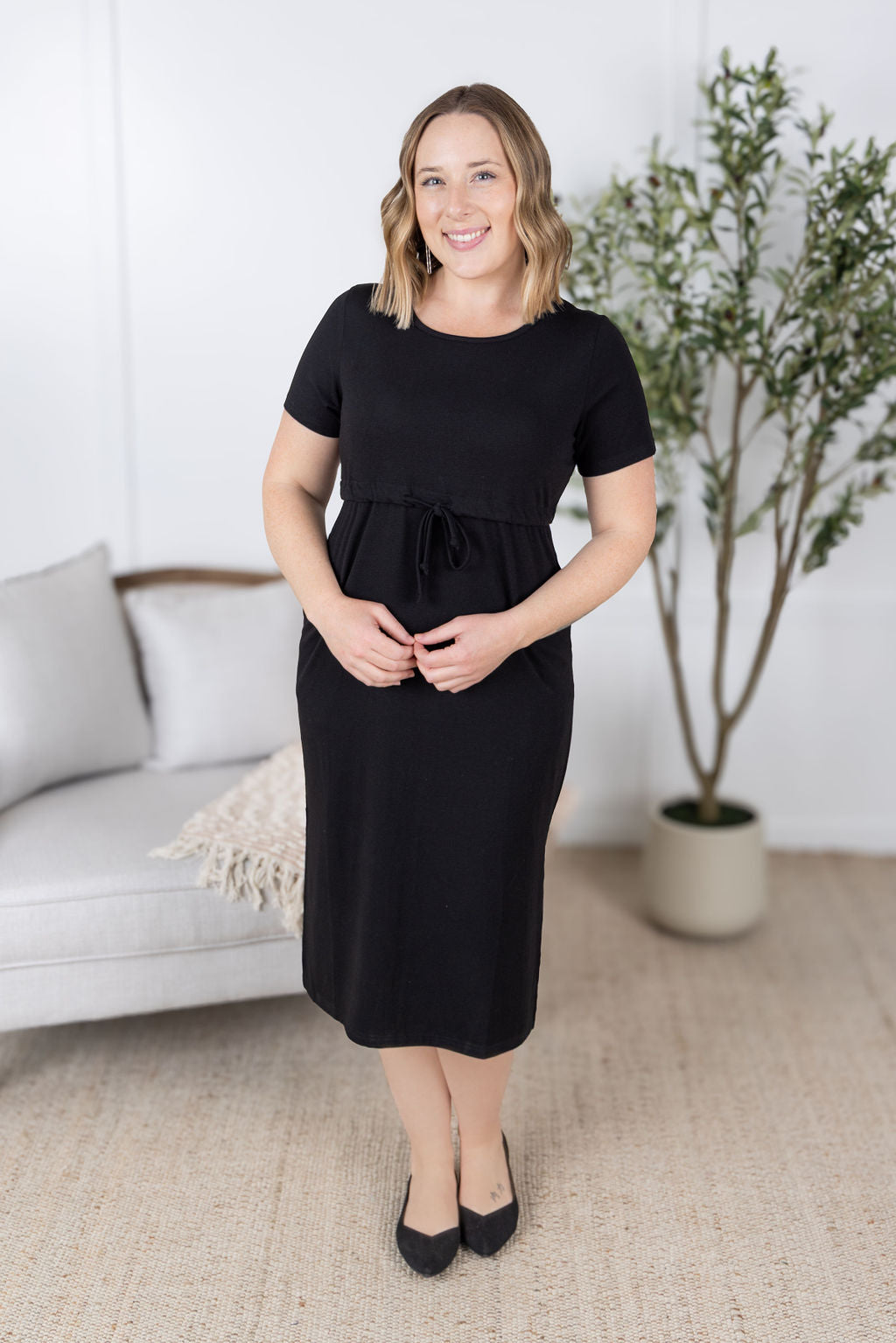 Michelle Mae Gracelynn Midi Dress - Black