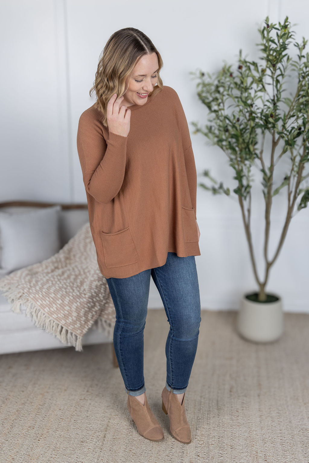 Michelle Mae Naomi Pocket Sweater - Latte