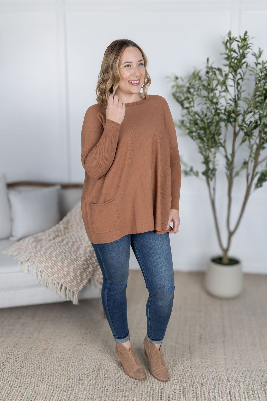 Michelle Mae Naomi Pocket Sweater - Latte