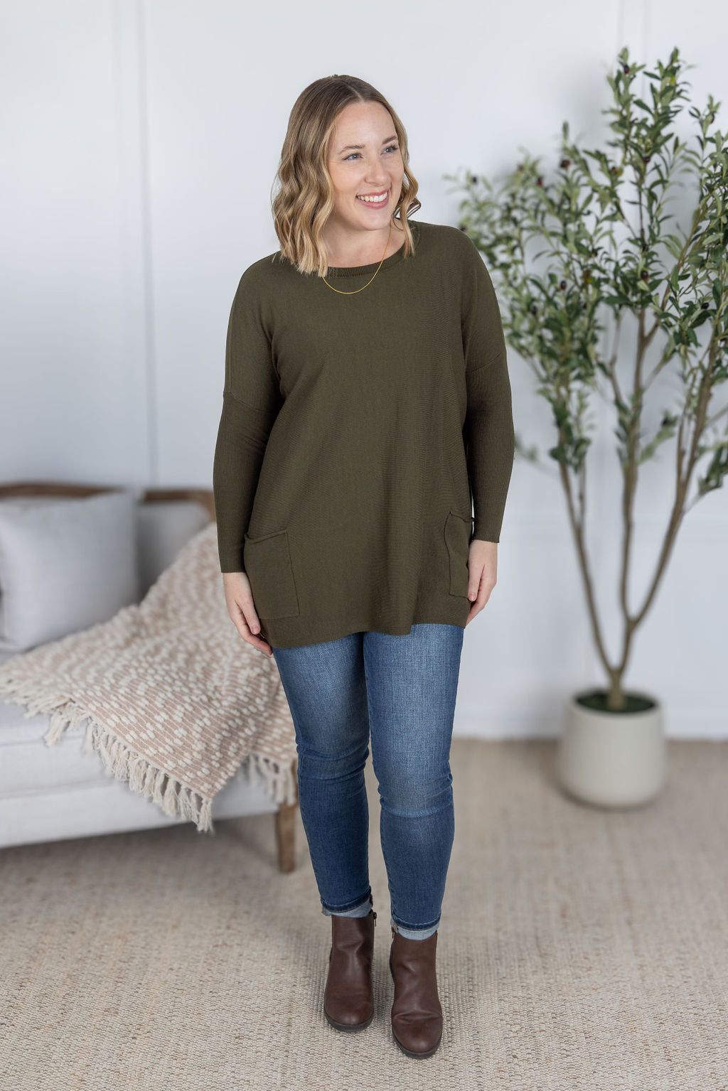 Michelle Mae Naomi Pocket Sweater - Olive