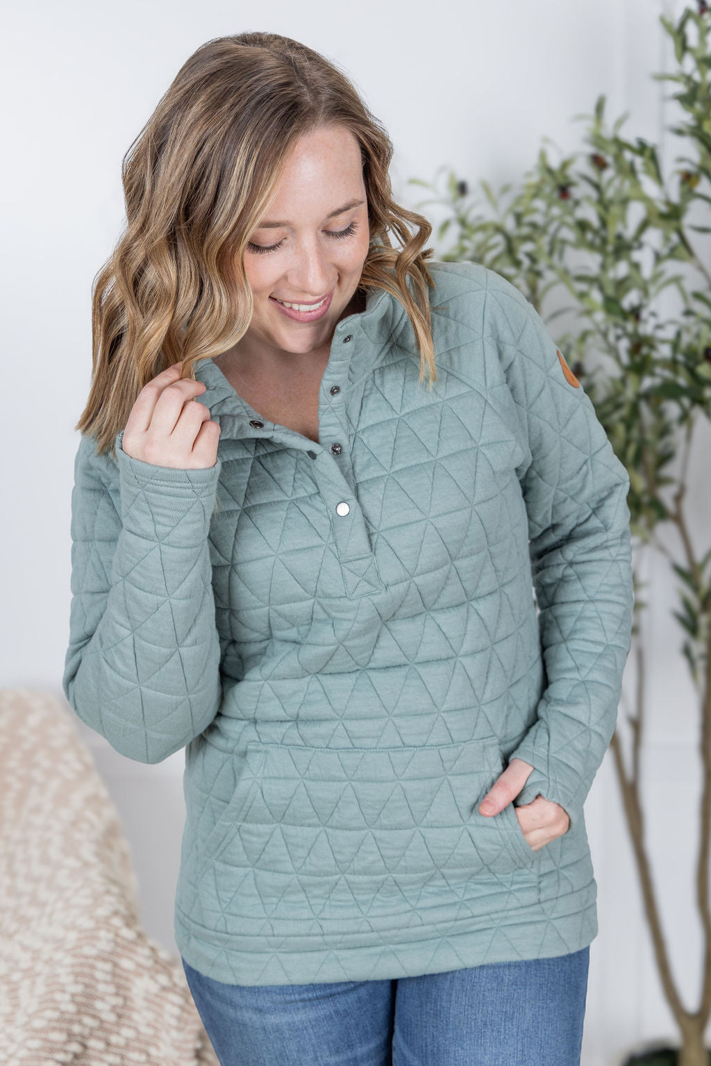 Michelle Mae Geometric Button Snap Pullover - Sage