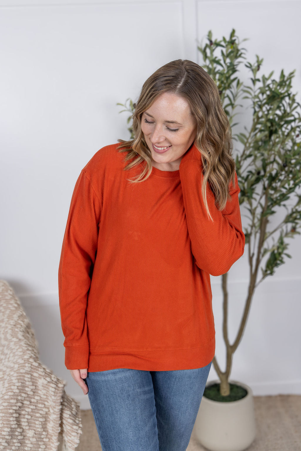 Michelle Mae Corrine Ribbed Pullover Top - Pumpkin