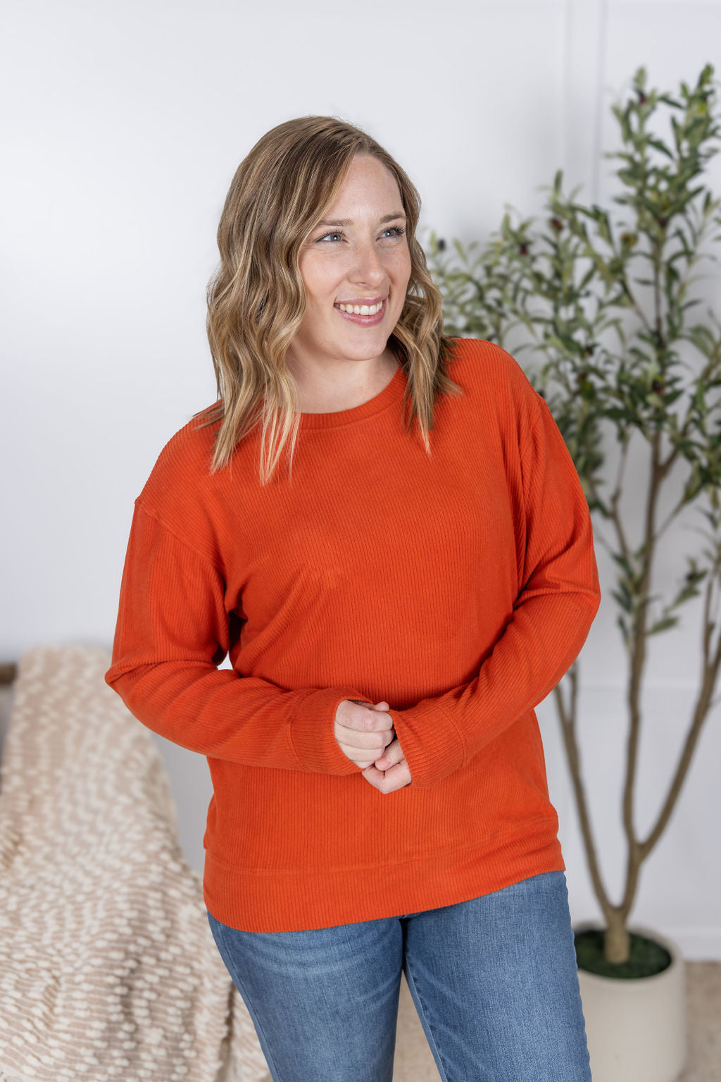 Michelle Mae Corrine Ribbed Pullover Top - Pumpkin