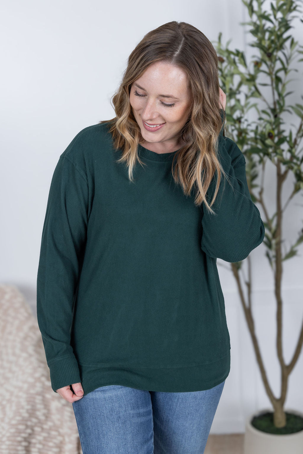 Michelle Mae Corrine Ribbed Pullover Top - Hunter Green