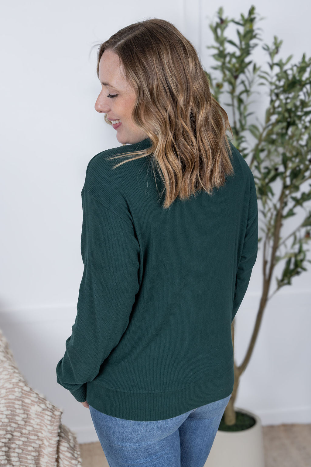 Michelle Mae Corrine Ribbed Pullover Top - Hunter Green