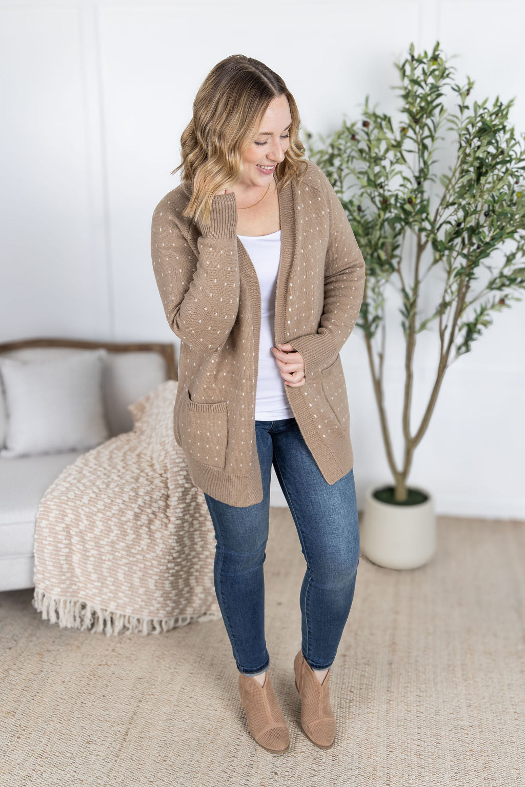Michelle Mae Dalilah Dot Cardigan - Tan