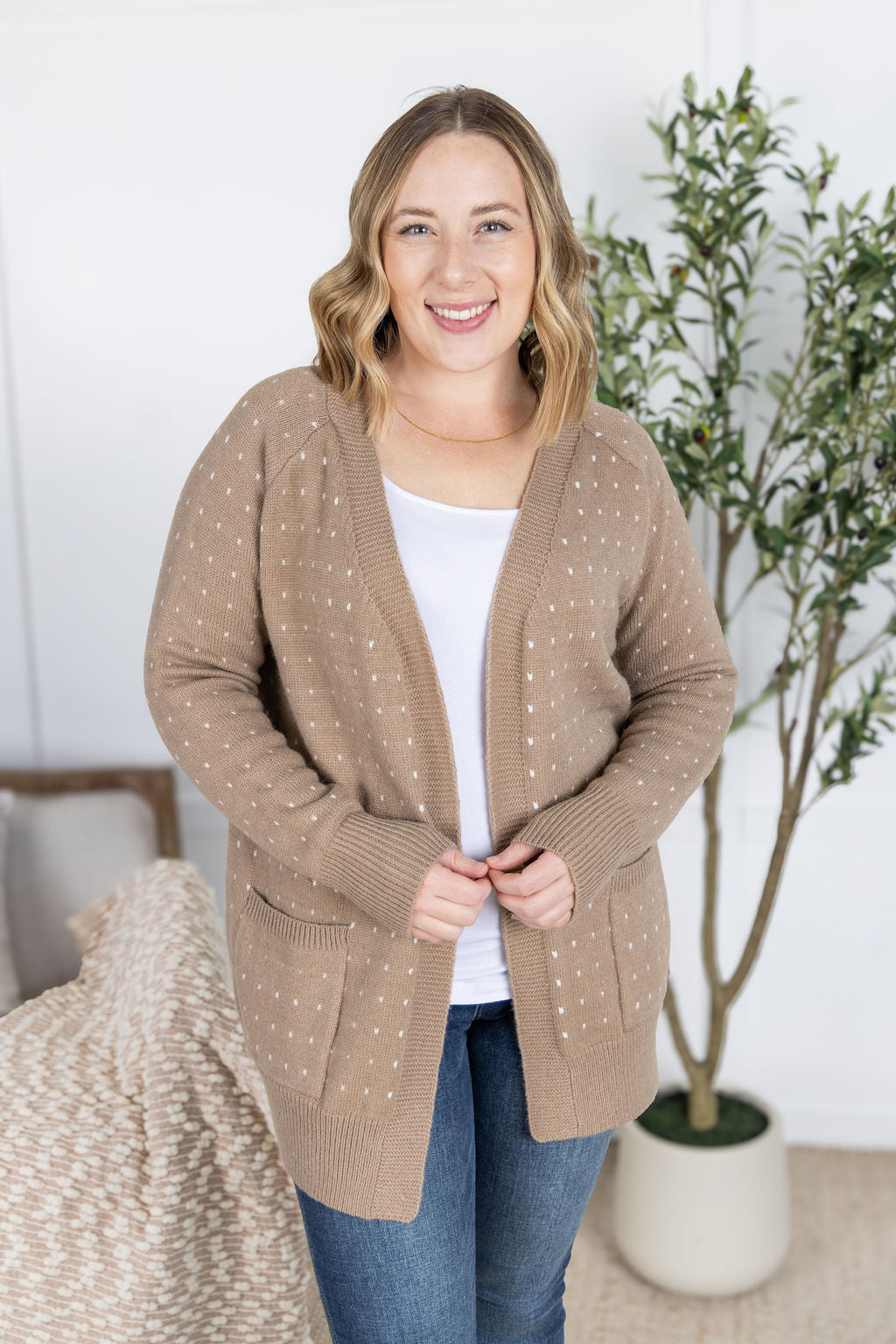 Michelle Mae Dalilah Dot Cardigan - Tan
