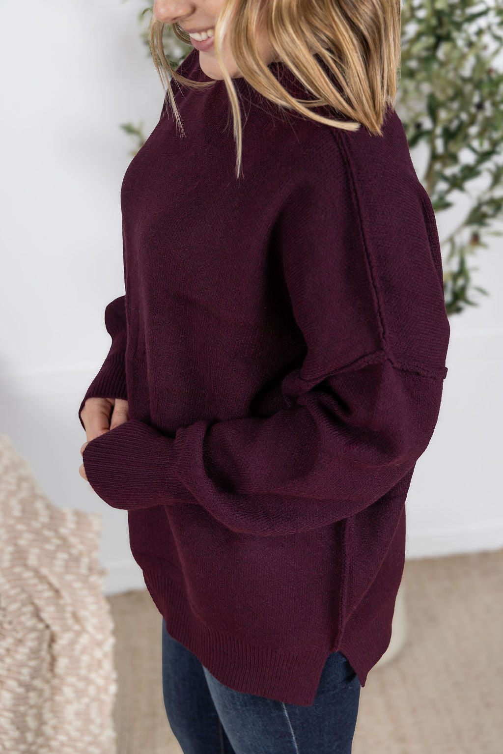 Michelle Mae Aurora Cozy Sweater - Burgundy