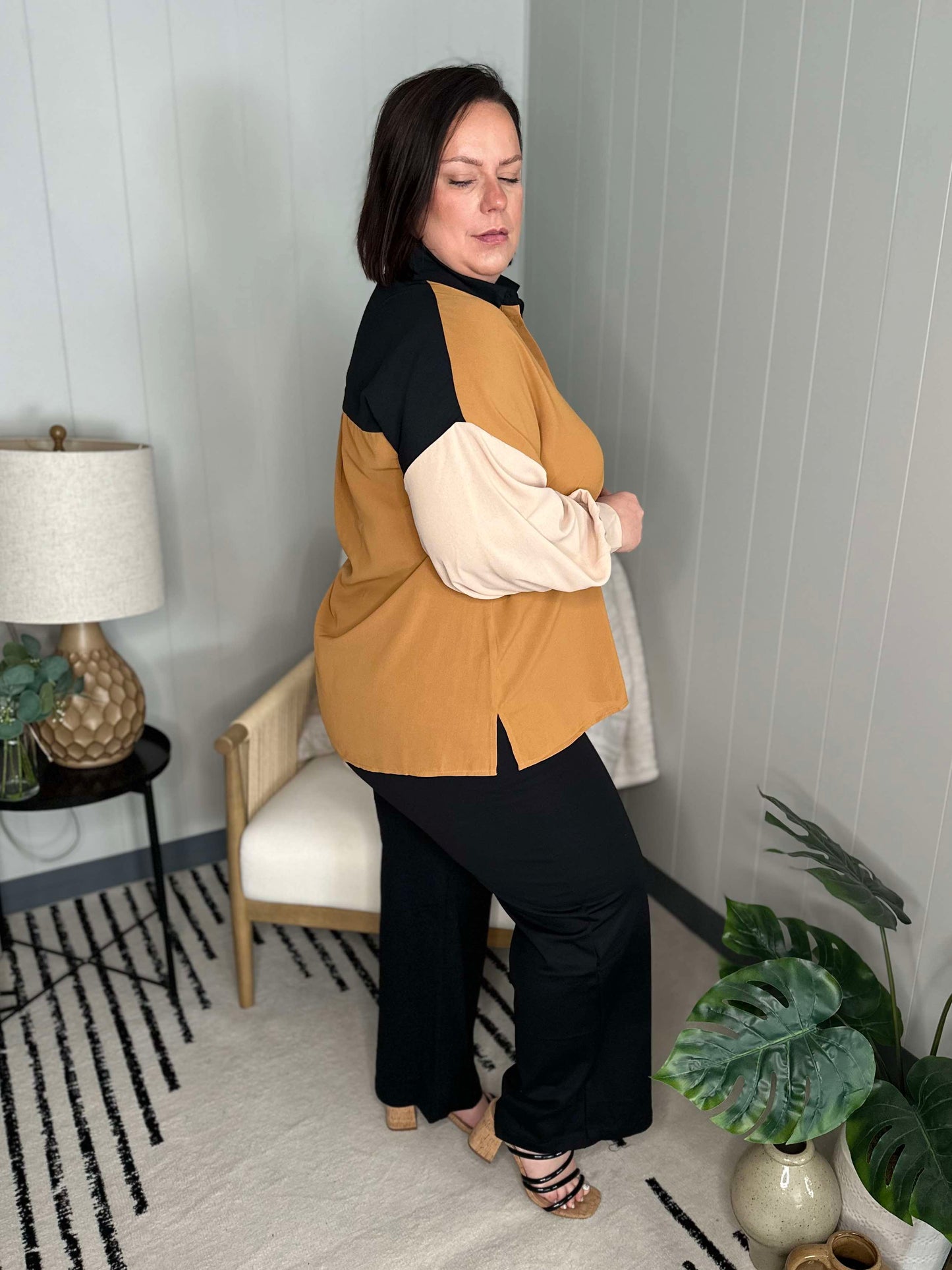 Magic Wide Leg Pants in Navy