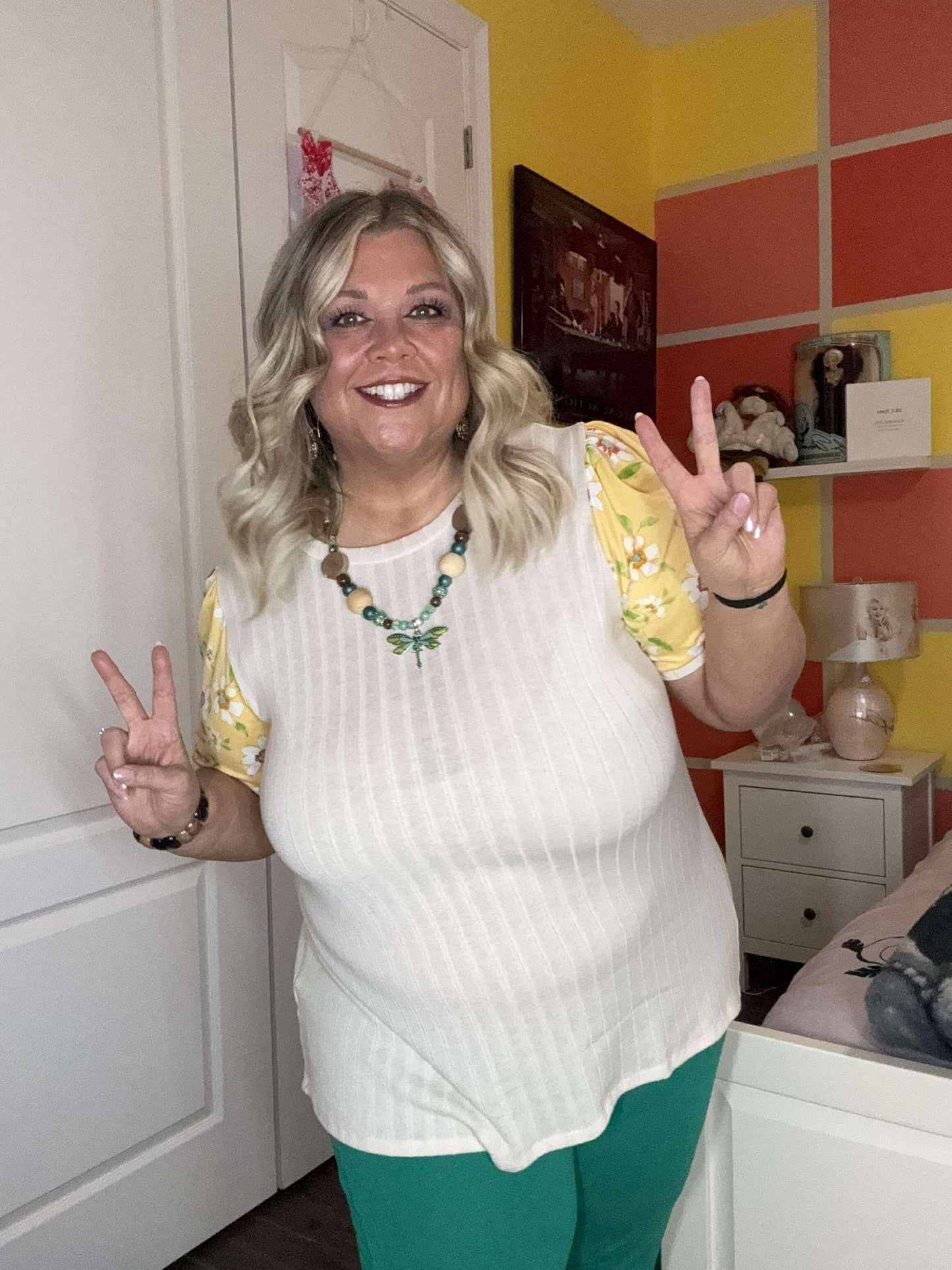 Primrose on Puff Sleeves Top