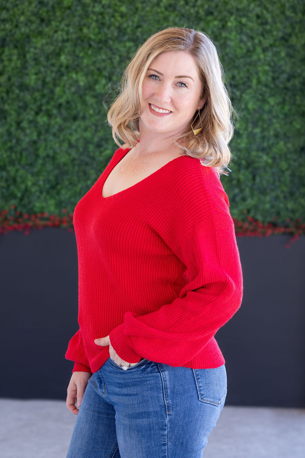 Michelle Mae Bethany Bow Knit Sweater - Red