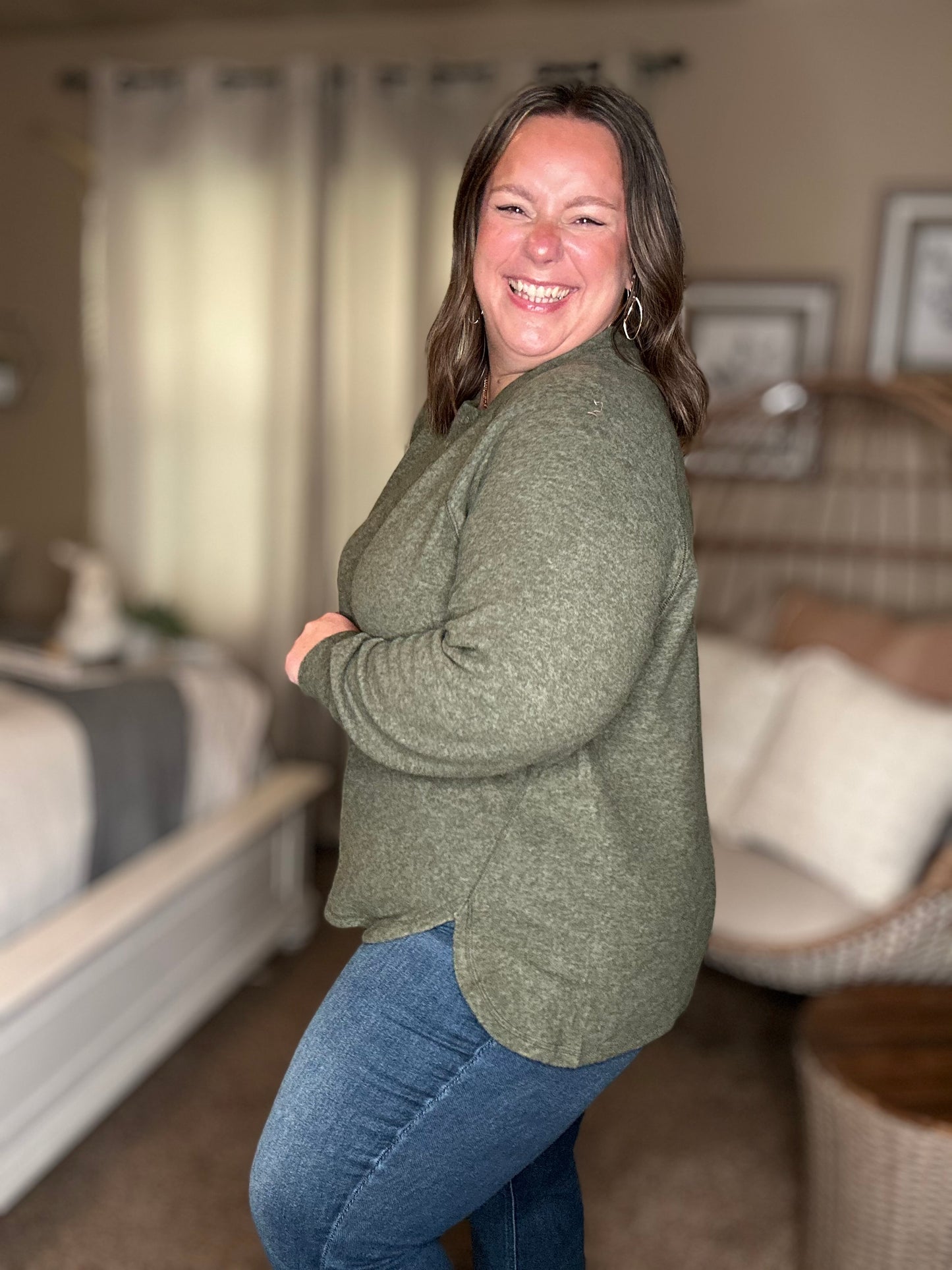 Urban Flux Scooped Hi-Low Long Pullover in Olive