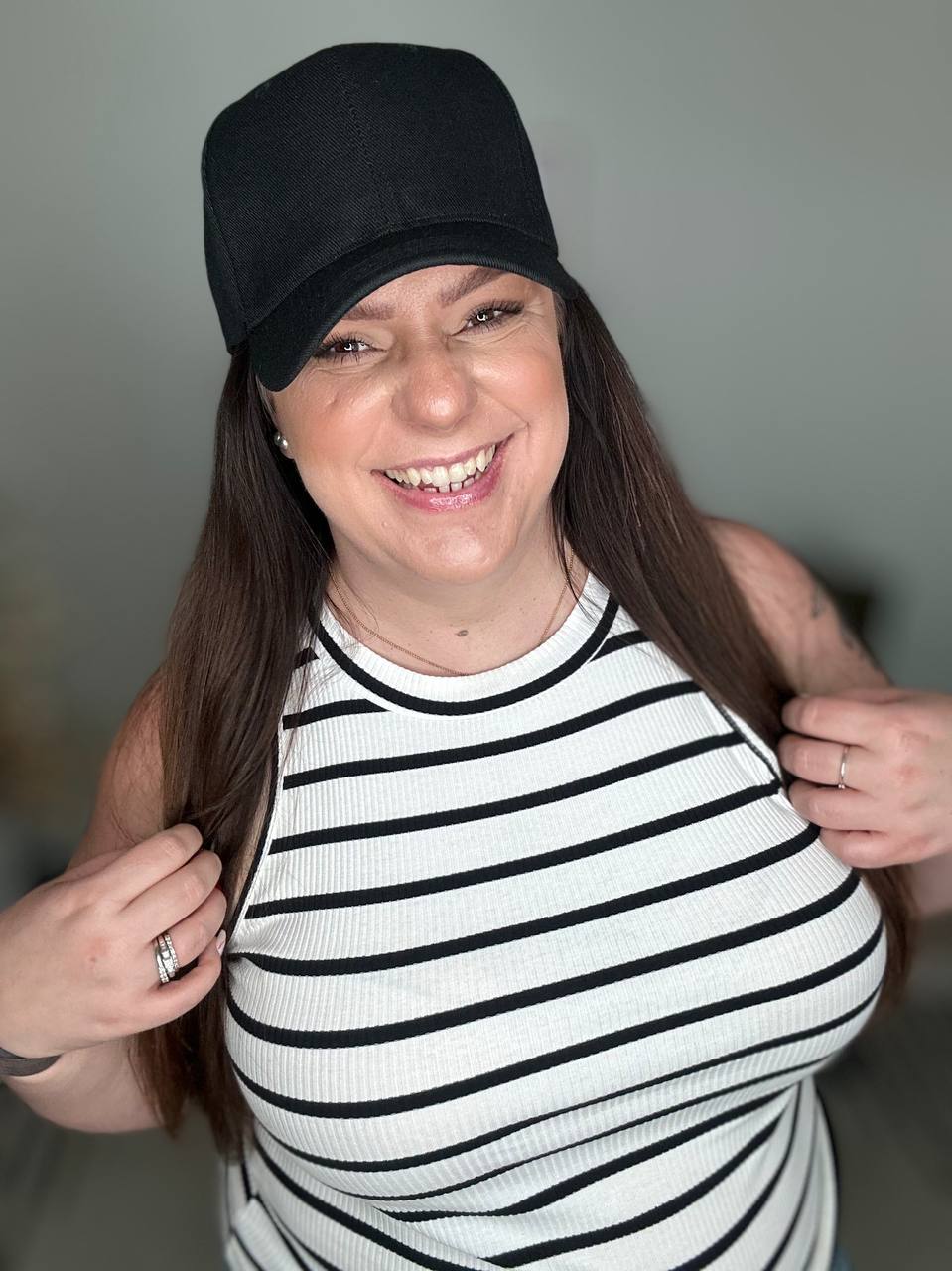 Basic Babe Ball Cap in Black
