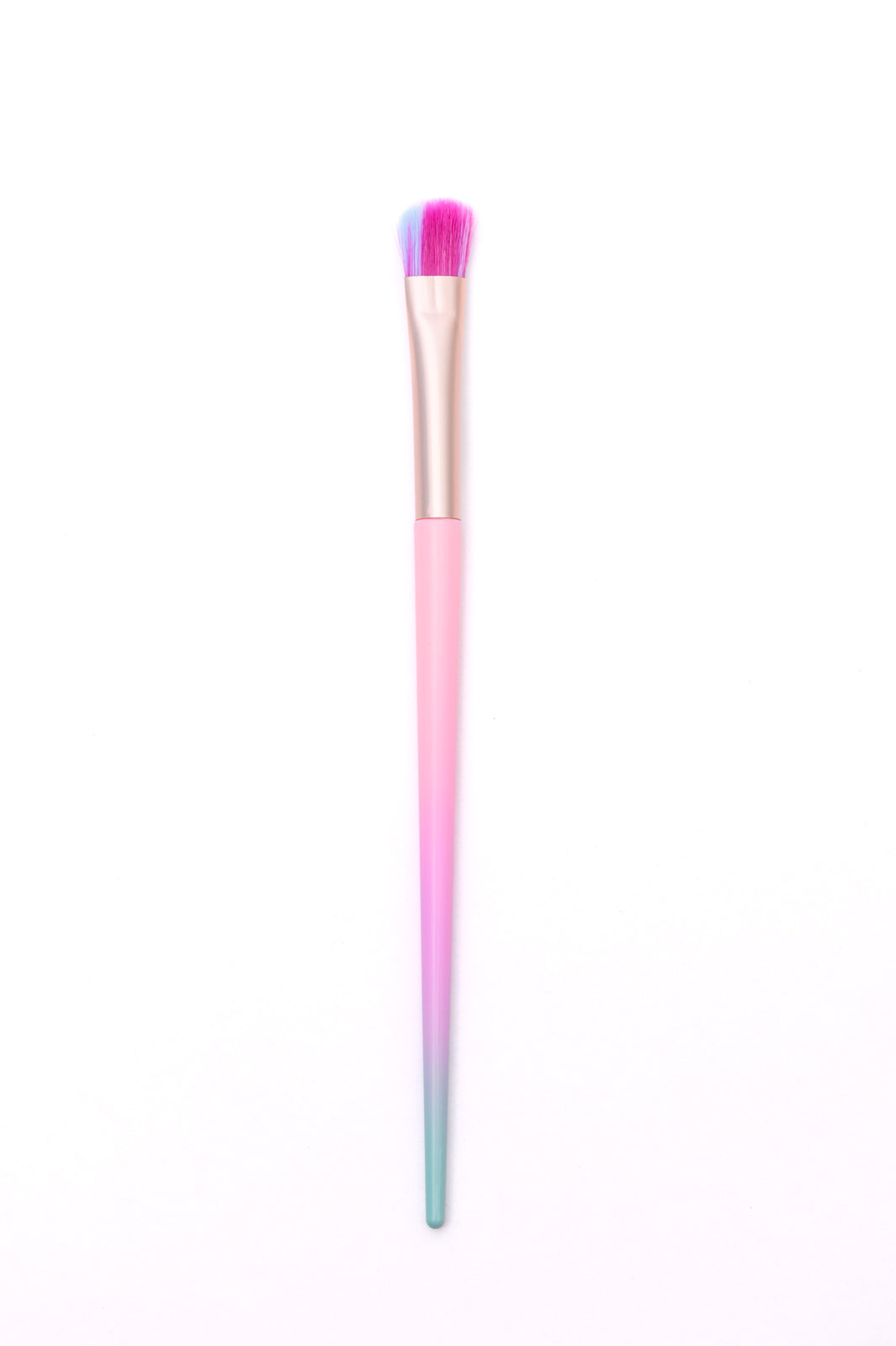 Loud and Clear Eyeshadow Brush **FINAL SALE**