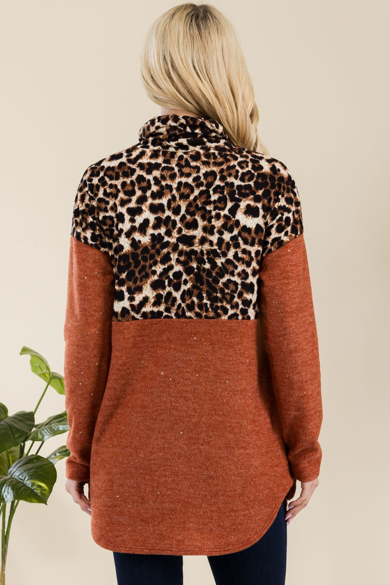 Savanna Chic Turtleneck - Leopard