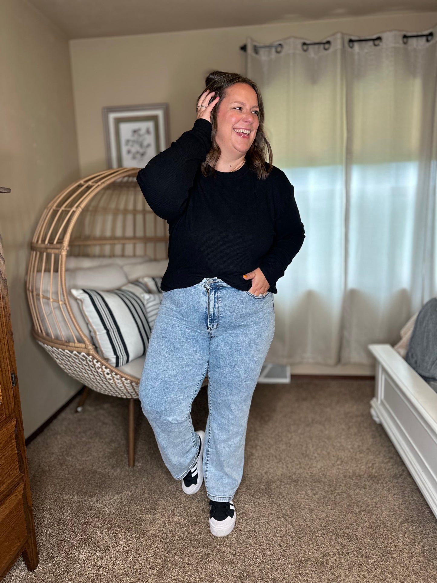 Michelle Mae Corrine Ribbed Pullover Top - Black