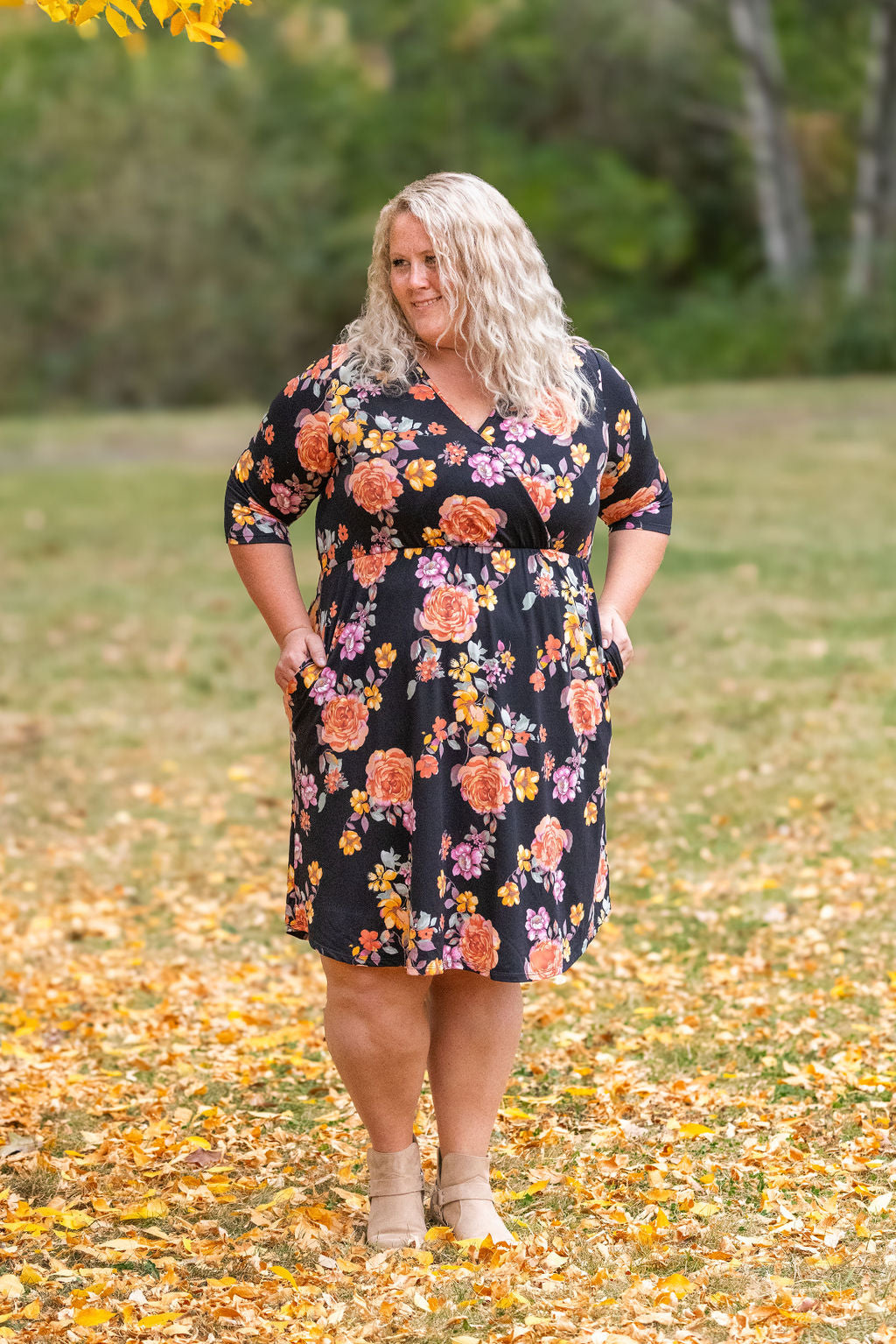 Michelle Mae Taylor Dress - Black Fall Floral Mix