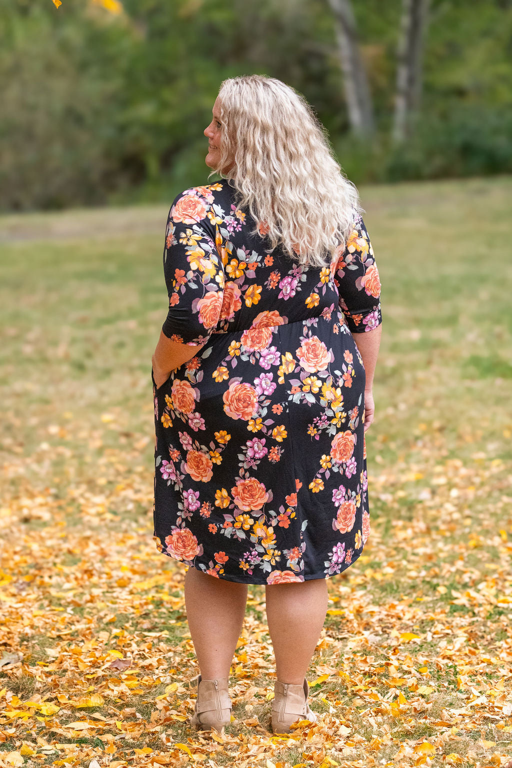 Michelle Mae Taylor Dress - Black Fall Floral Mix