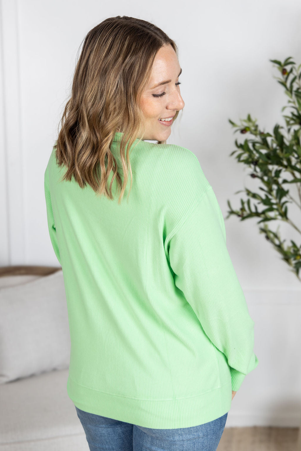 Michelle Mae Corrine Ribbed Pullover Top - Lime