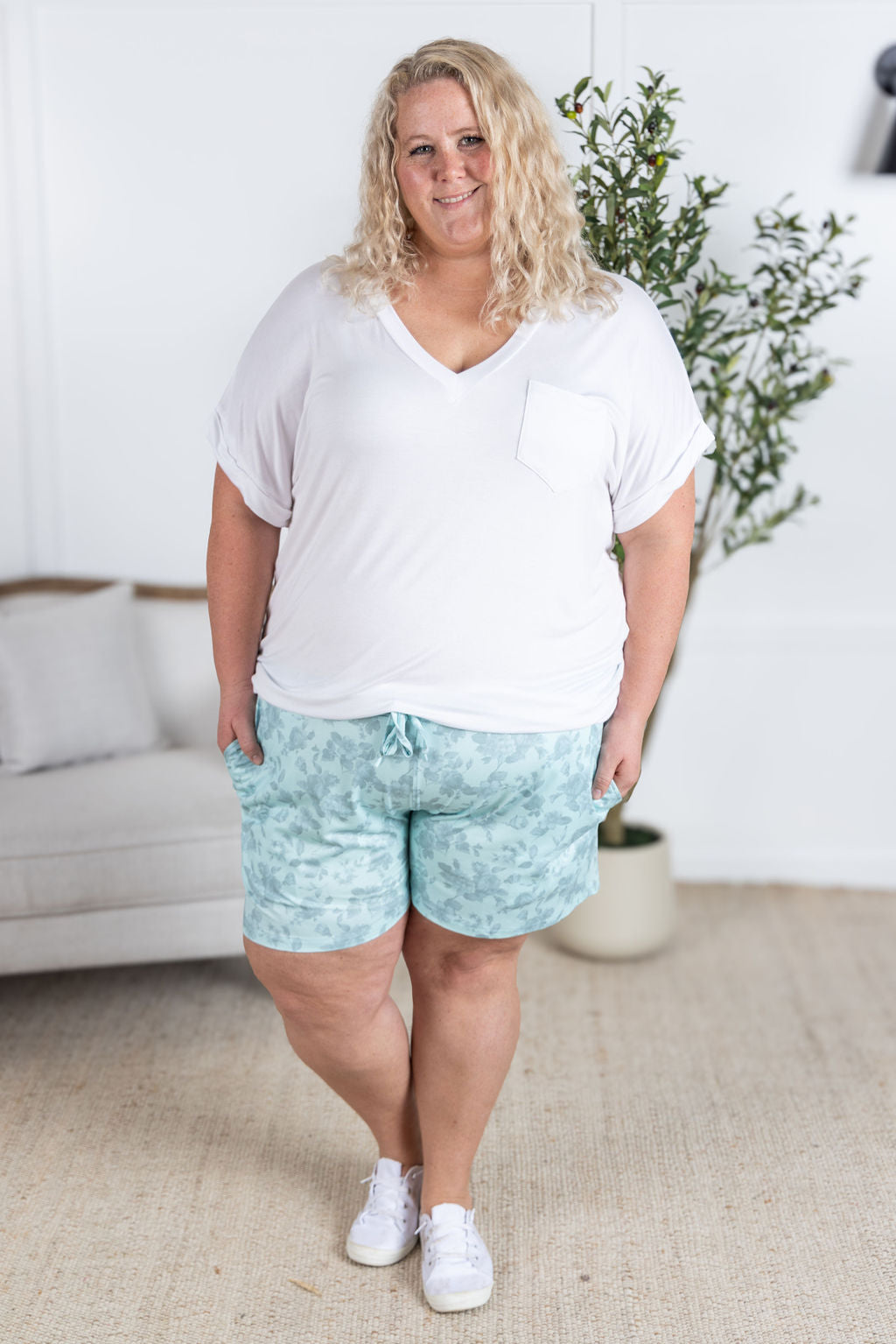 Michelle Mae Jamie Shorts - Vintage Mint Floral