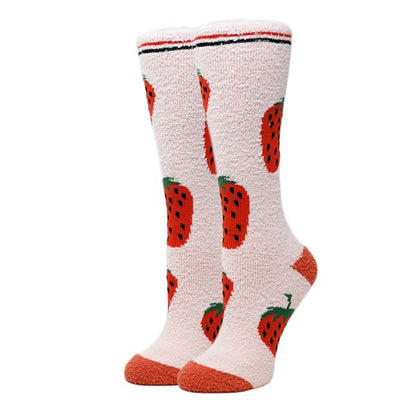 Berry - Women's fuzzy crew socks