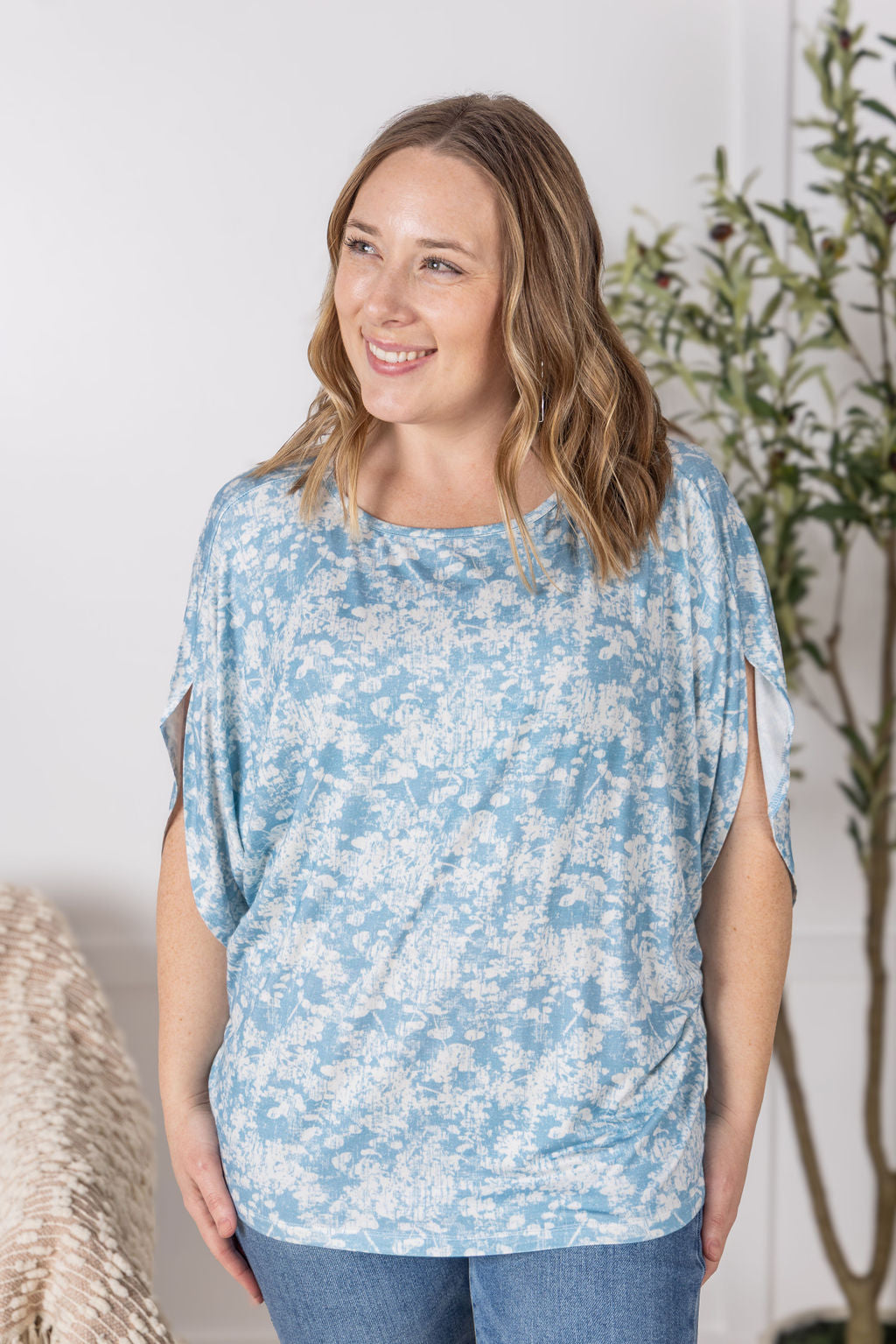 Michelle Mae Darcy Dolman - Blue and Ivory Abstract