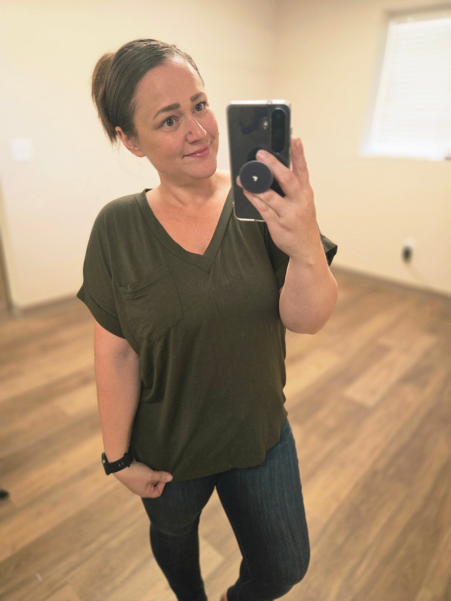 Michelle Mae Sierra Pocket Top - Olive