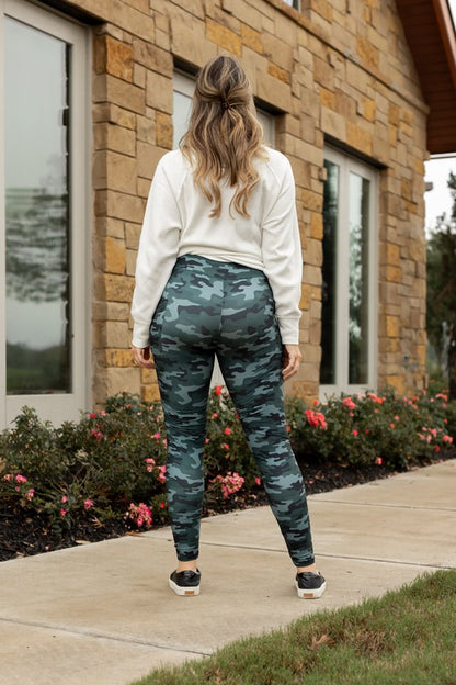 Jessie's Bestie Pocketed Leggings-Camo