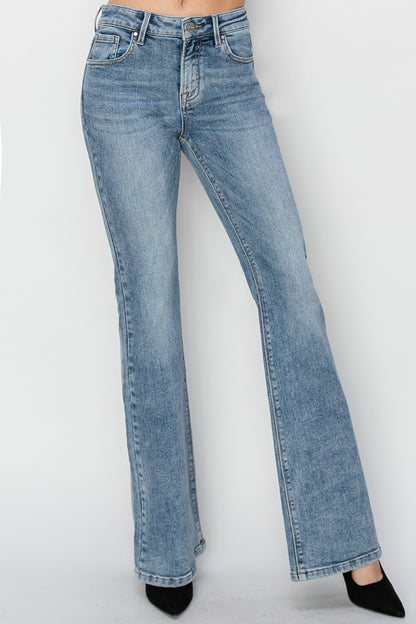 Out Today Bootcut Jeans