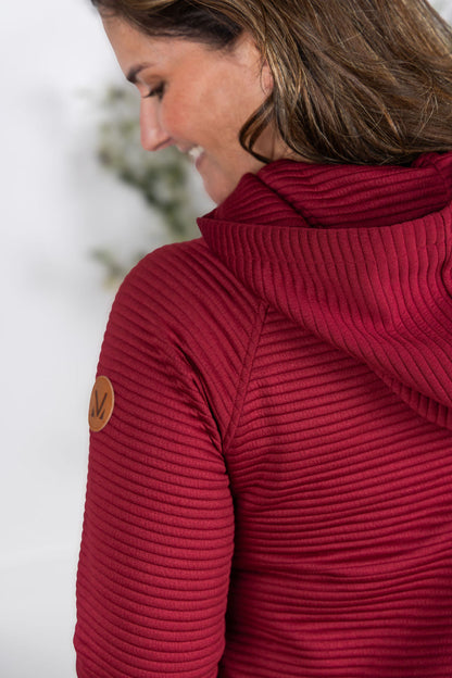 Michelle Mae Tatum Textured Pullover Hoodie - Burgundy