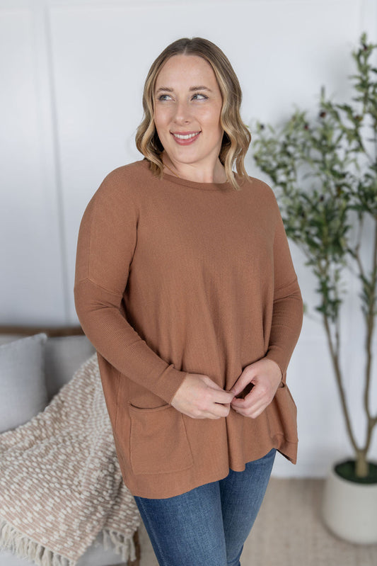 Michelle Mae Naomi Pocket Sweater - Latte