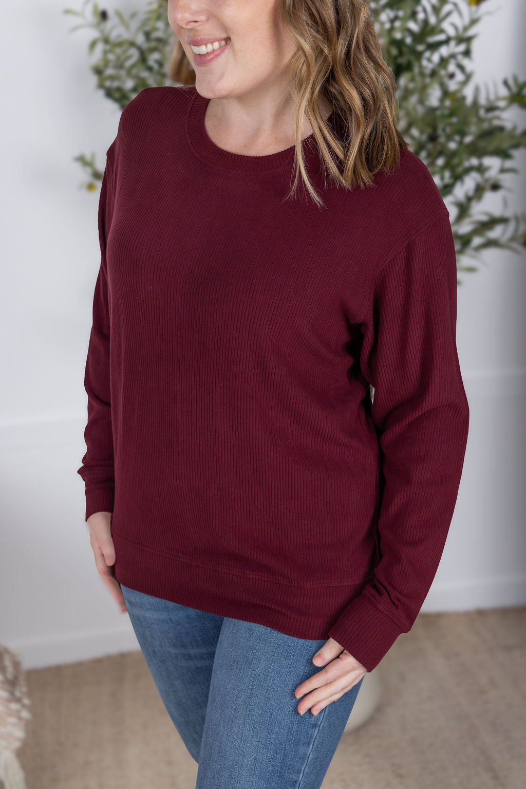 Michelle Mae Corrine Ribbed Pullover Top - Burgundy