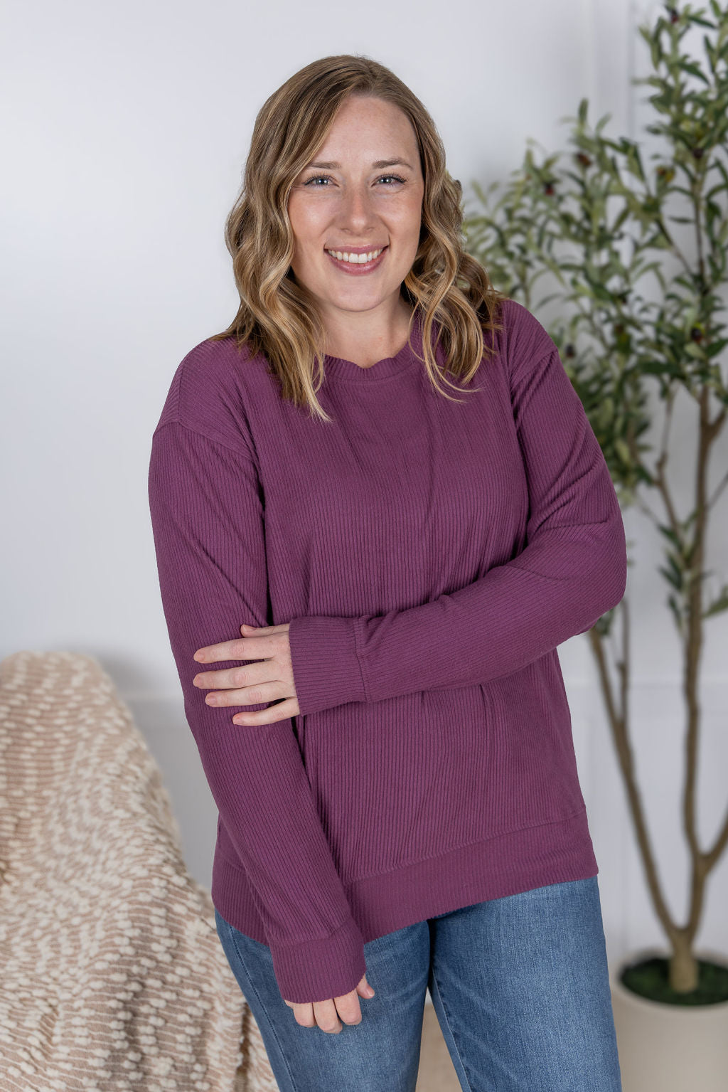 Michelle Mae Corrine Ribbed Pullover Top - Plum