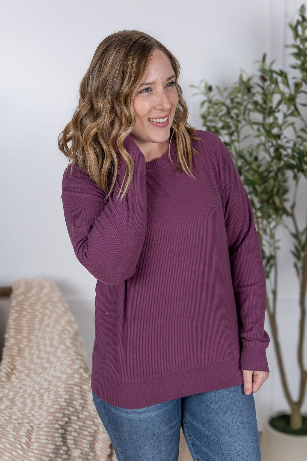 Michelle Mae Corrine Ribbed Pullover Top - Plum