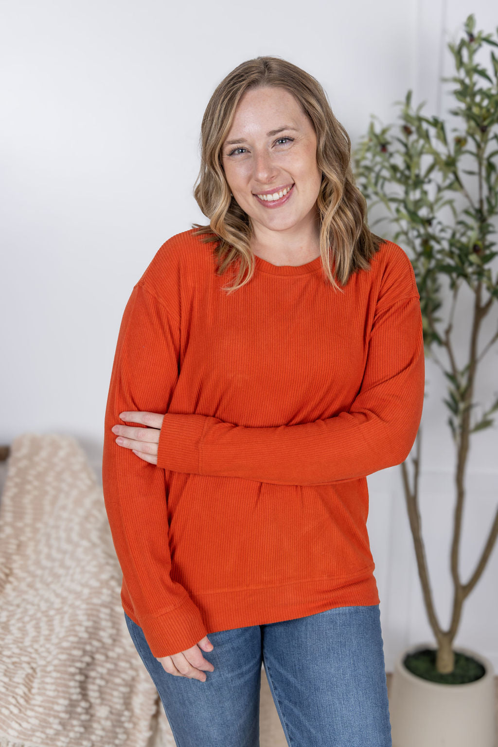 Michelle Mae Corrine Ribbed Pullover Top - Pumpkin