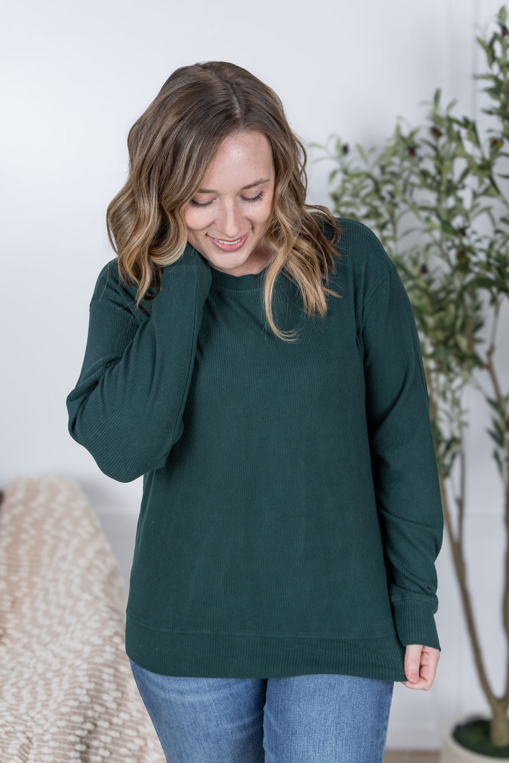 Michelle Mae Corrine Ribbed Pullover Top - Hunter Green