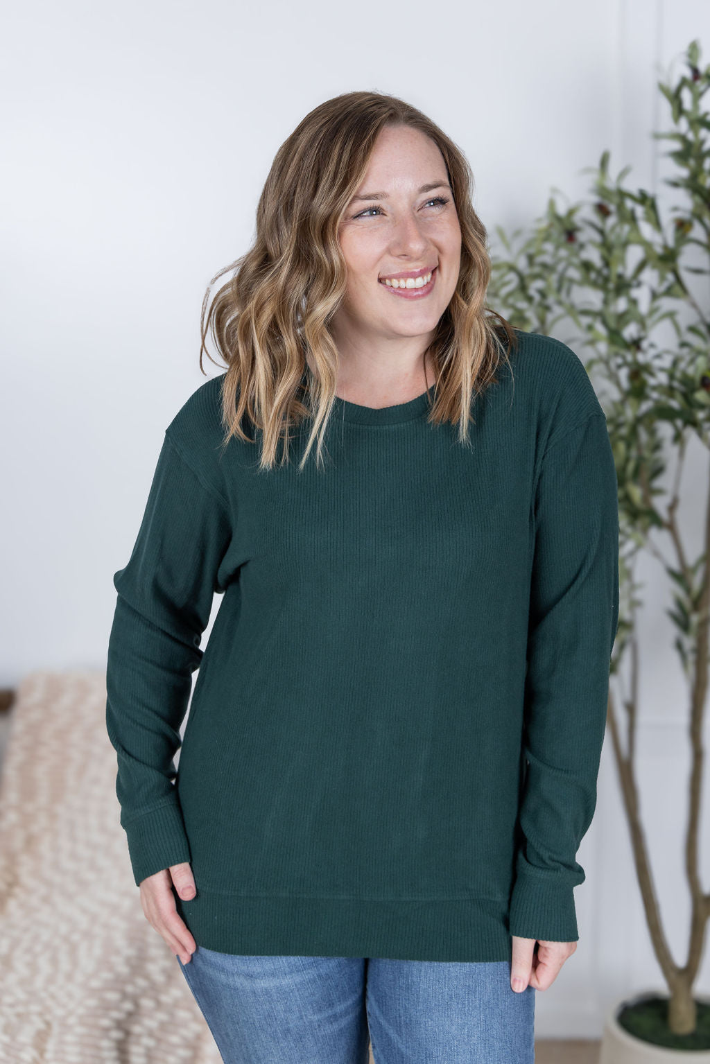 Michelle Mae Corrine Ribbed Pullover Top - Hunter Green