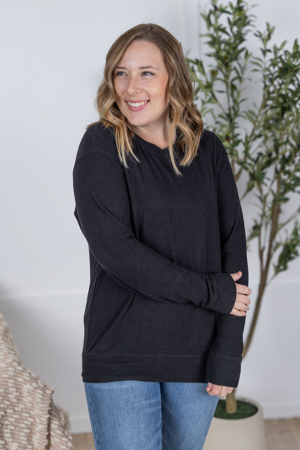 Michelle Mae Corrine Ribbed Pullover Top - Black