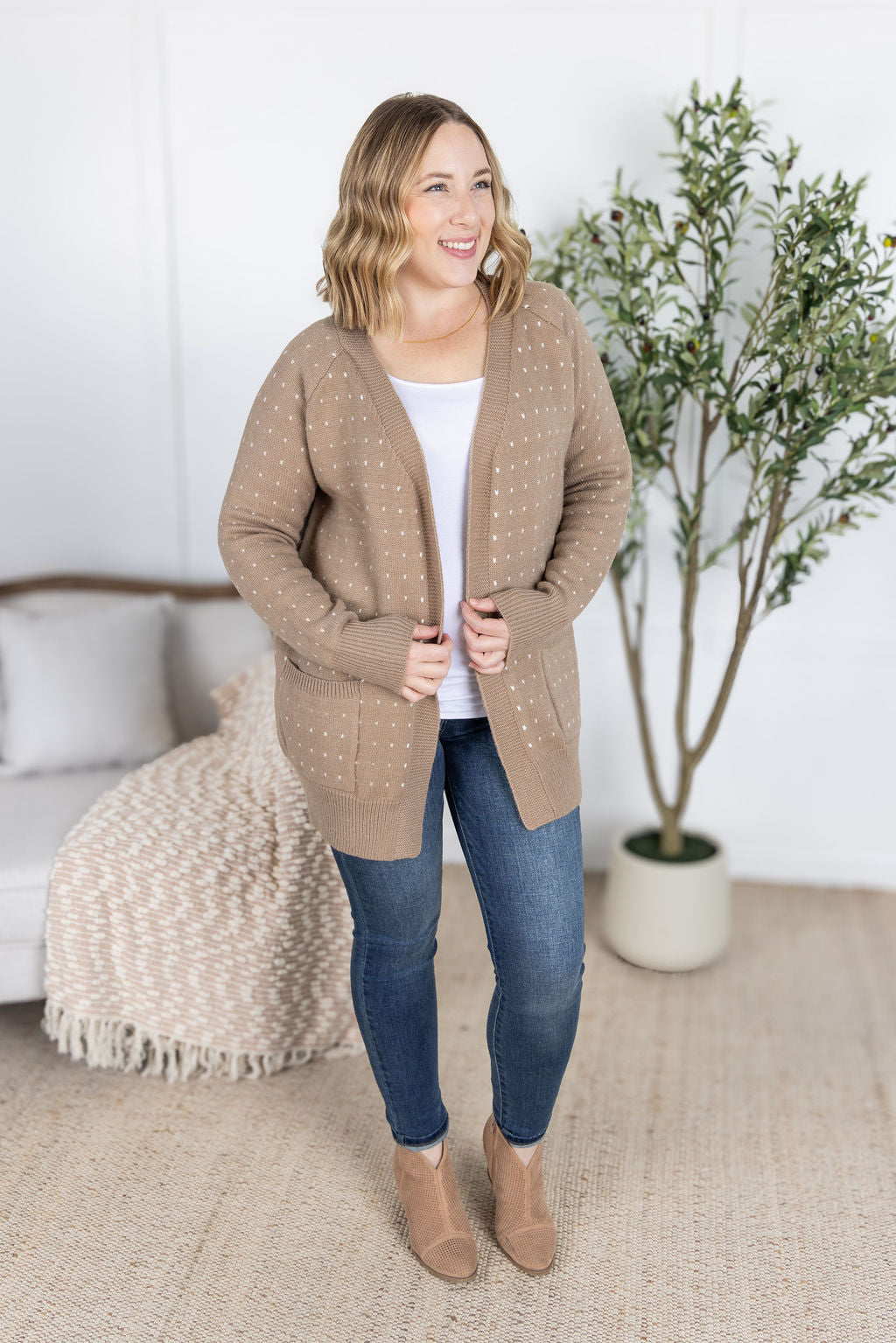 Michelle Mae Dalilah Dot Cardigan - Tan