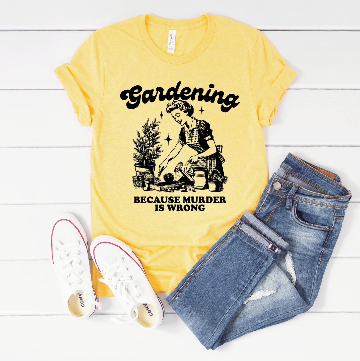 Gardening GRAPHIC TEE.