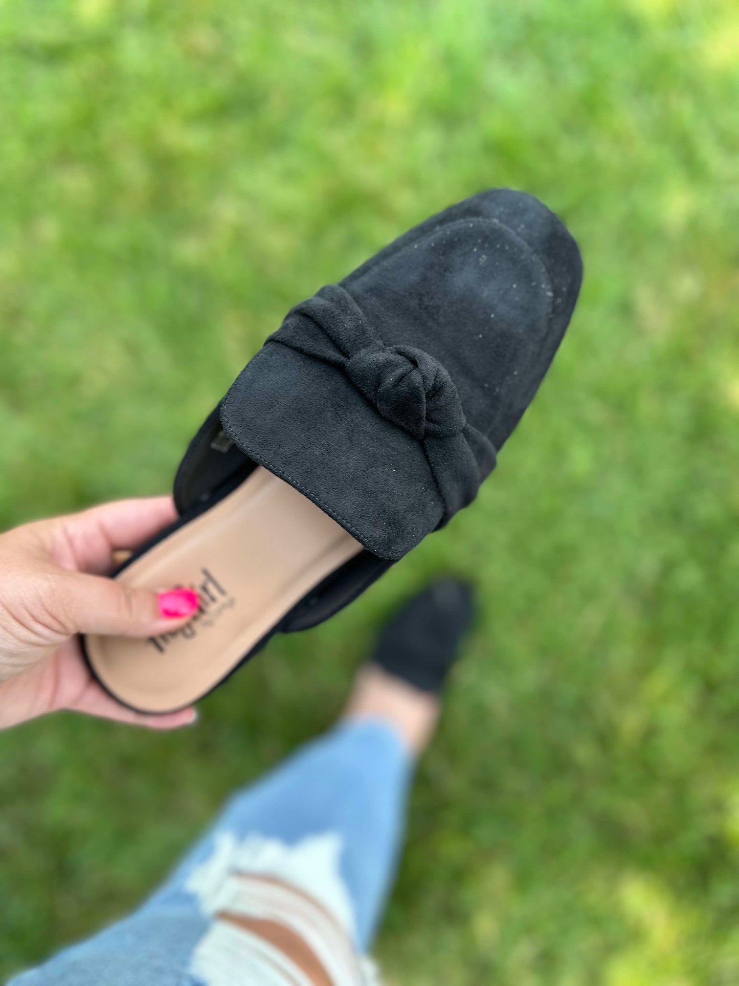 Clingy Mules in Black Faux Suede