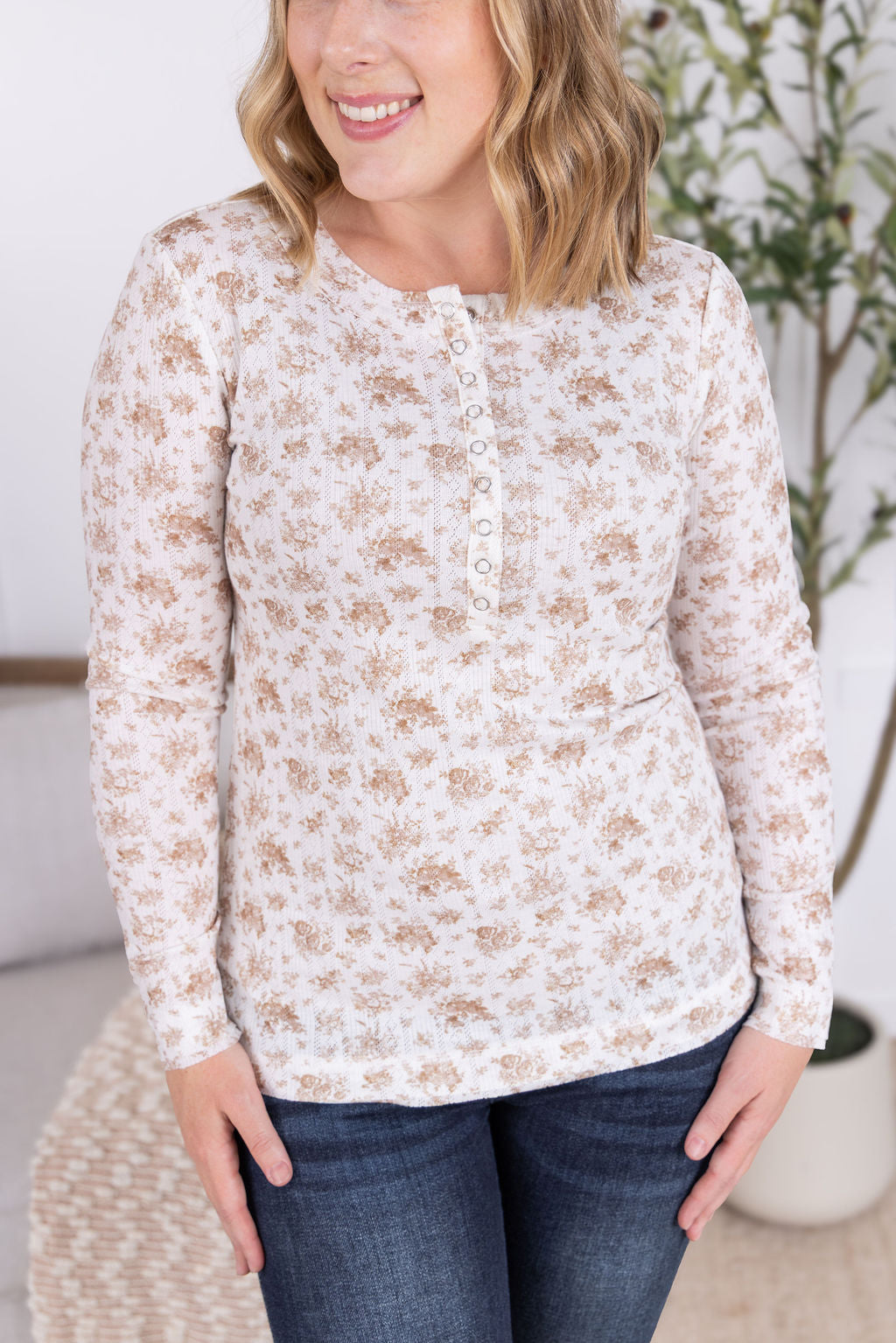 Michelle Mae Button Snap Henley Top - Tan Micro Floral