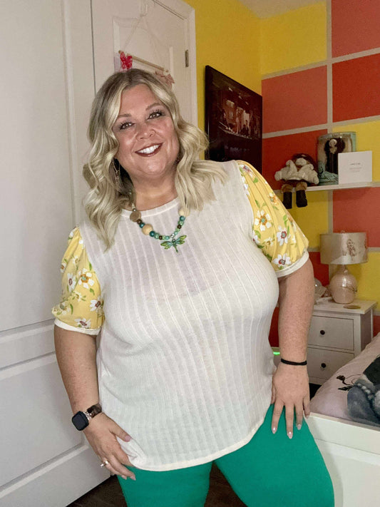 Primrose on Puff Sleeves Top