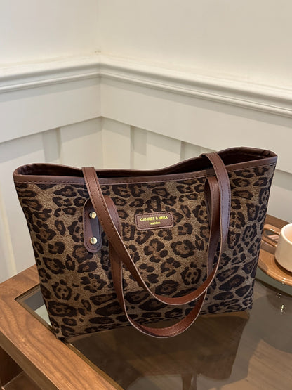 PREORDER-Wild Wander Tote